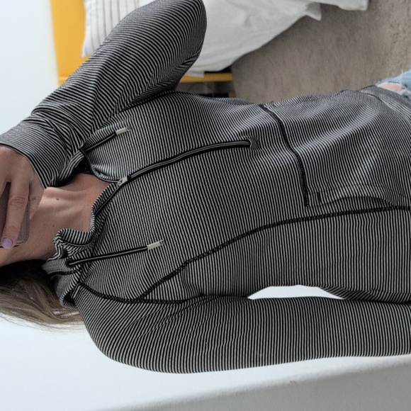 Tangerine Active Pullover Half Zip Hoodie Black White Stripe Women's Medium - Picture 3 of 14